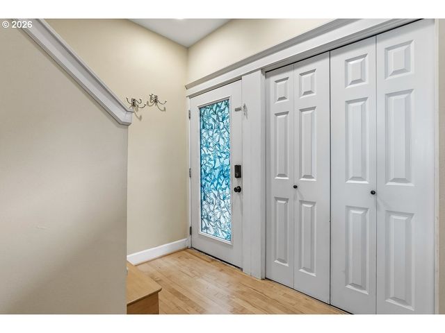 2372 Nw GLISAN St 5, Portland, OR 97210