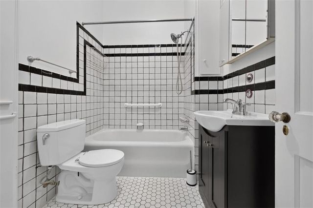 582 Clifton Road NE, Atlanta, GA 30307