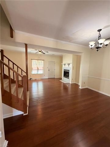 301 Wrought Iron BND, Yorktown, VA 23693