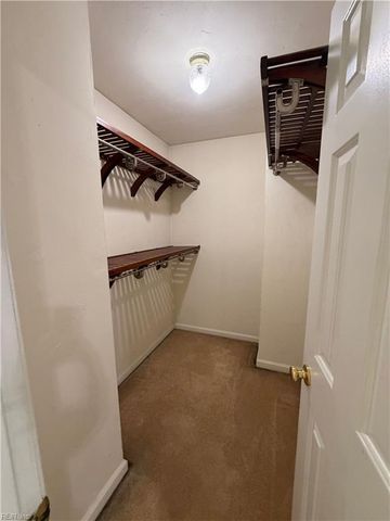 301 Wrought Iron BND, Yorktown, VA 23693