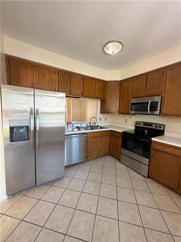 301 Wrought Iron BND, Yorktown, VA 23693