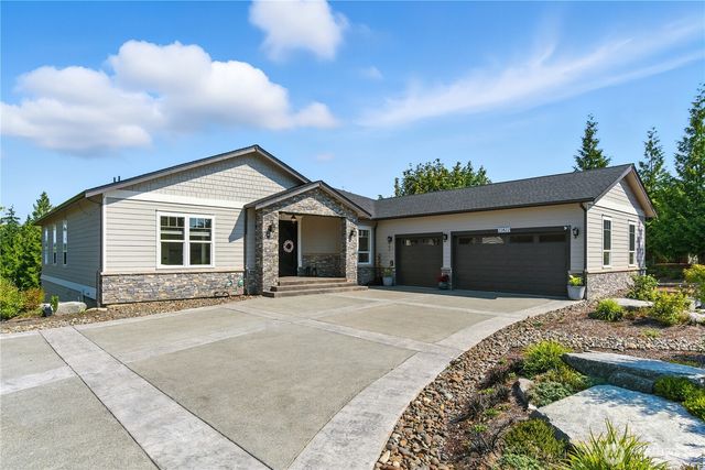 22822 Tranquility Place NE, Kingston, WA 98346