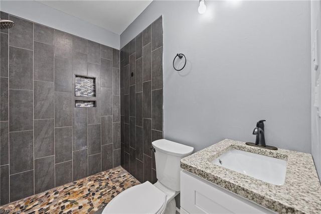 3259 Willoughby Drive, Walkertown, NC 27051