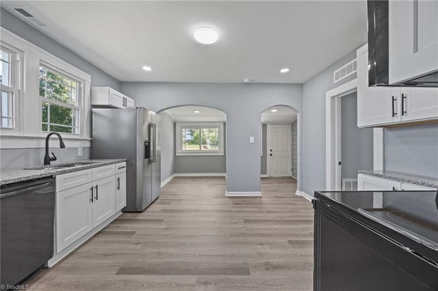 3259 Willoughby Drive, Walkertown, NC 27051