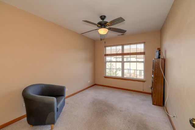 653 E WILLOW Street, Elburn, IL 60119