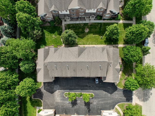 653 E WILLOW Street, Elburn, IL 60119