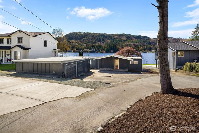 24094 N West View Road, Mount Vernon, WA 98274