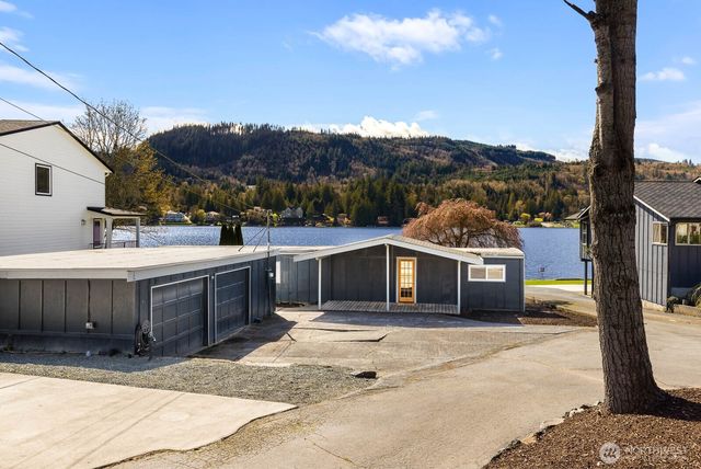 24094 N West View Road, Mount Vernon, WA 98274