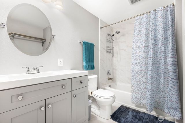 24094 N West View Road, Mount Vernon, WA 98274