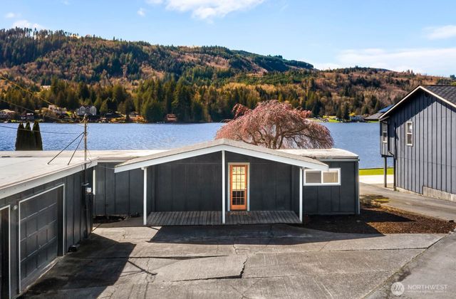 24094 N West View Road, Mount Vernon, WA 98274
