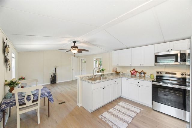 12449 EAGLE LAKE AVENUE, New Port Richey, FL 34654
