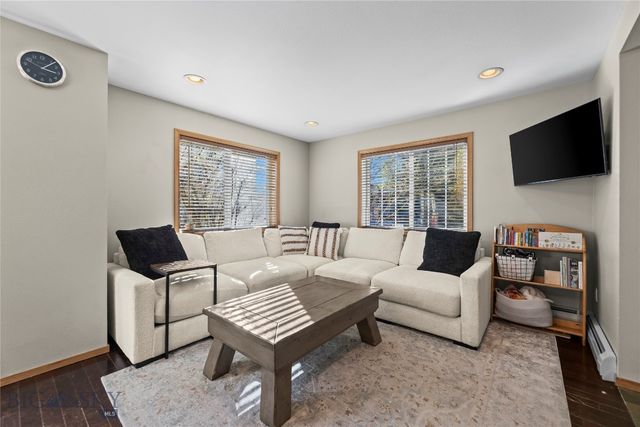 617 N 5th Avenue L, Bozeman, MT 59715