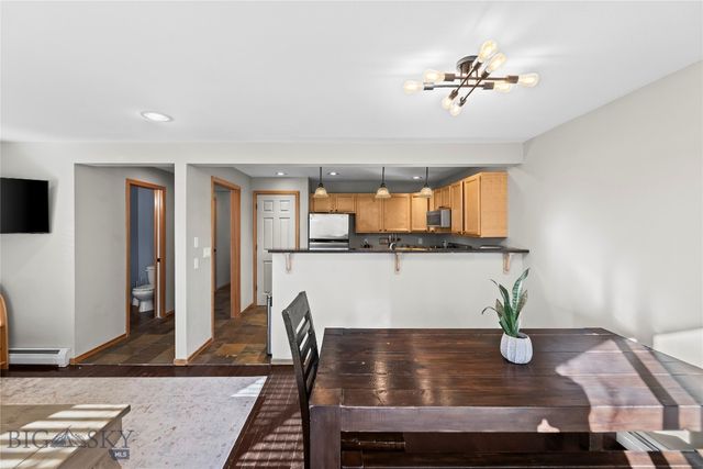 617 N 5th Avenue L, Bozeman, MT 59715