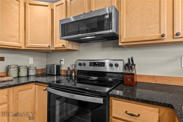 617 N 5th Avenue L, Bozeman, MT 59715