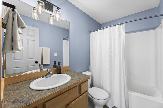 617 N 5th Avenue L, Bozeman, MT 59715