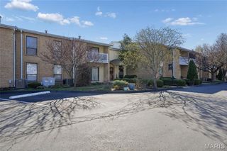 444 N Clay Avenue 2H, St Louis, MO 63122