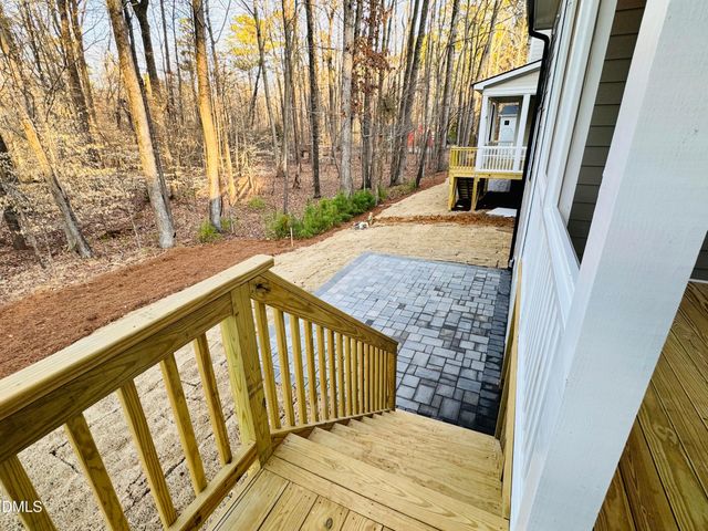2806 Pathway Drive, Chapel Hill, NC 27516