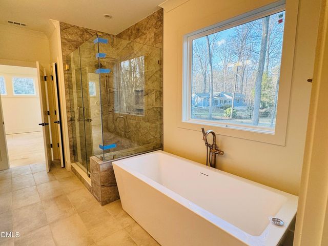 2806 Pathway Drive, Chapel Hill, NC 27516