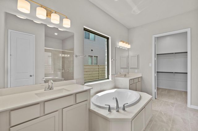 2513 Gleaming Pear Drive, Manvel, TX 77578
