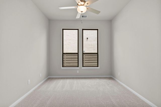 2513 Gleaming Pear Drive, Manvel, TX 77578