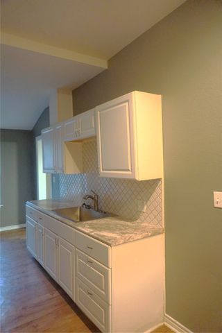 127 E Hull Street, Denison, TX 75021