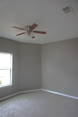 127 E Hull Street, Denison, TX 75021