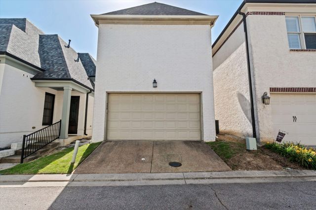 688 S MAIN ST, Memphis, TN 38103