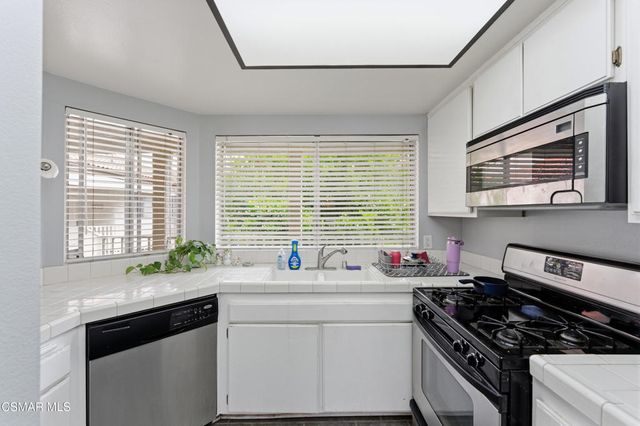 3378 Darby Street 438, Simi Valley, CA 93063