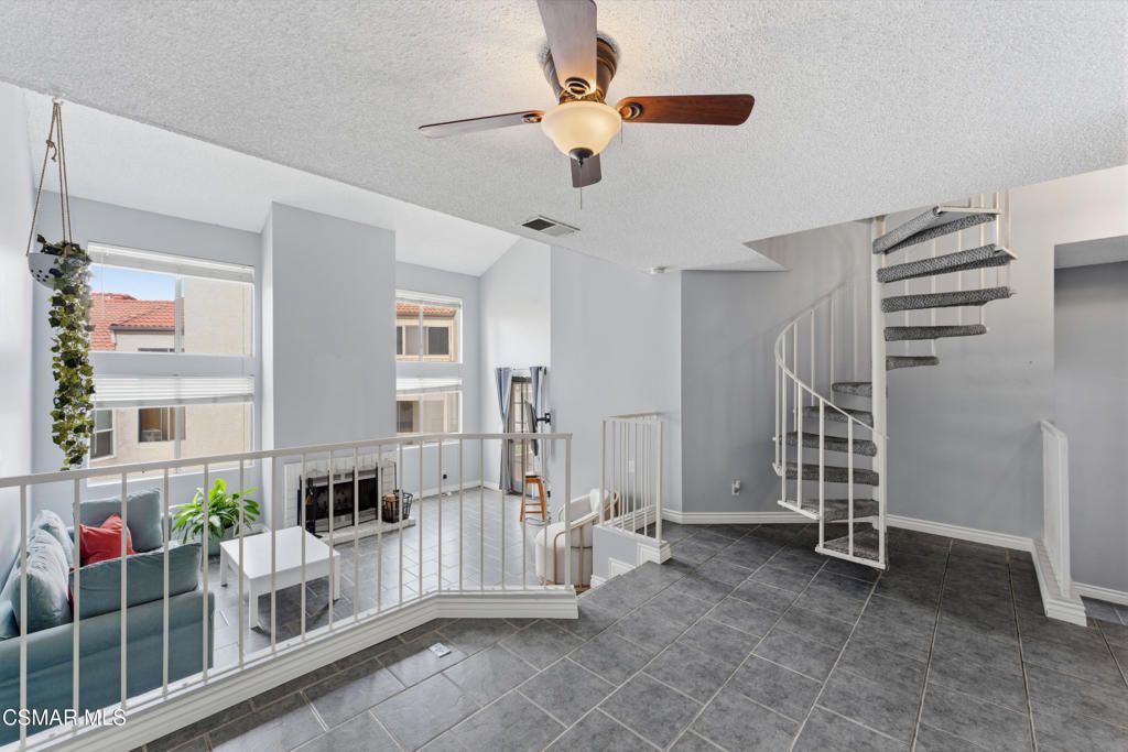 3378 Darby Street 438, Simi Valley, CA 93063