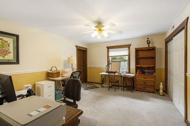 517 HUNTRIDGE DR, Columbia, MO 65201