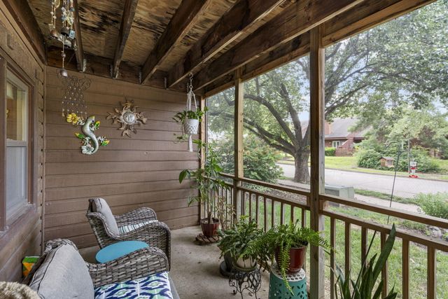517 HUNTRIDGE DR, Columbia, MO 65201
