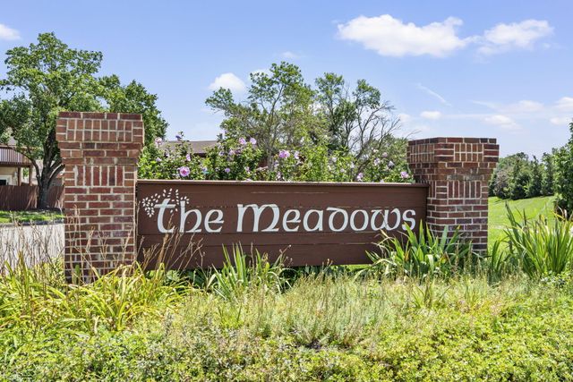517 HUNTRIDGE DR, Columbia, MO 65201
