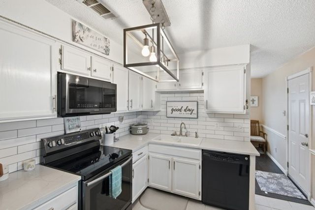 1500 Laredo Lane, Mesquite, TX 75150