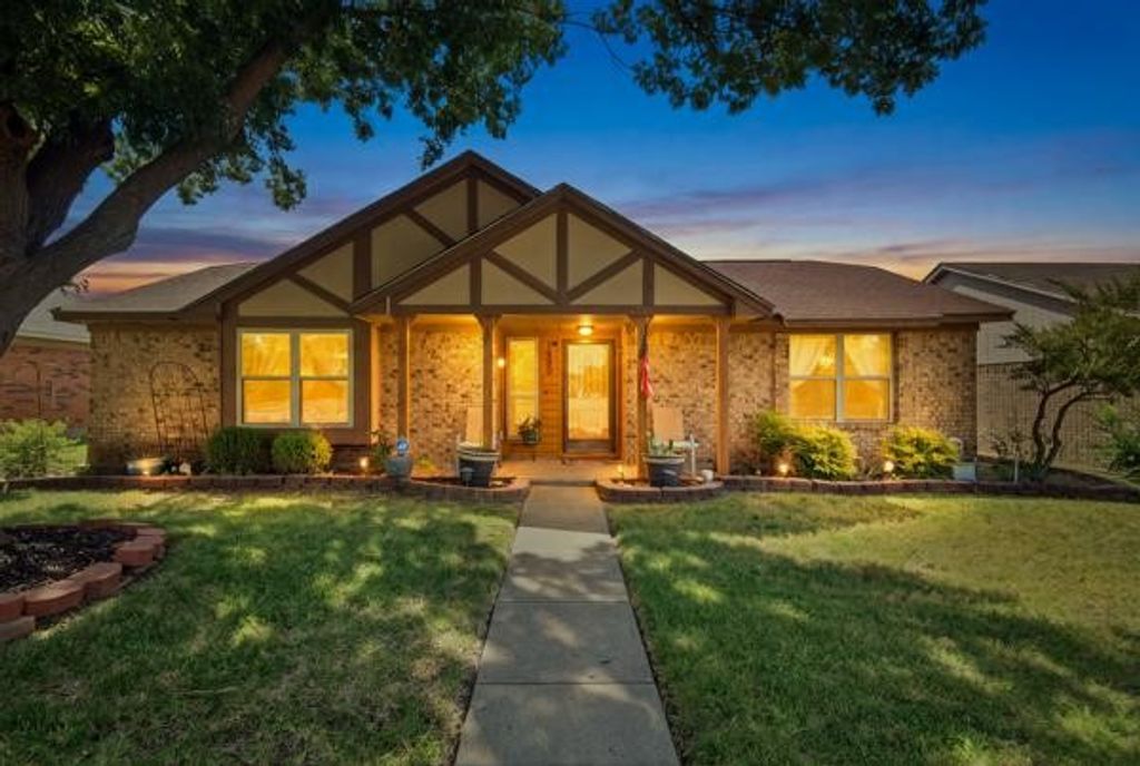 1500 Laredo Lane, Mesquite, TX 75150