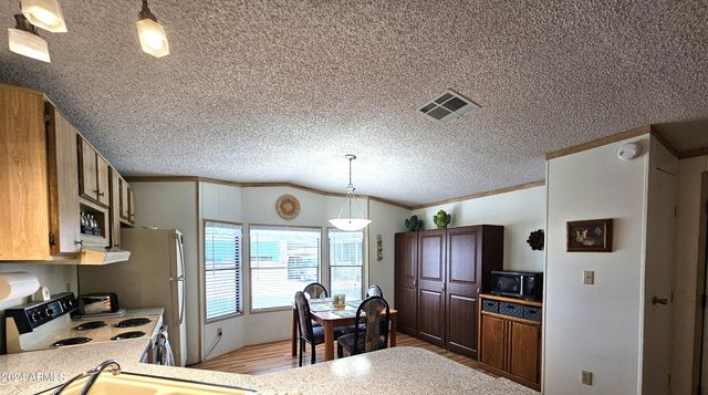 205 S HIGLEY Road 218, Mesa, AZ 85206