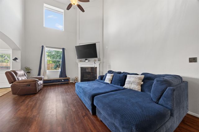 394 Dover Lane, League City, TX 77573