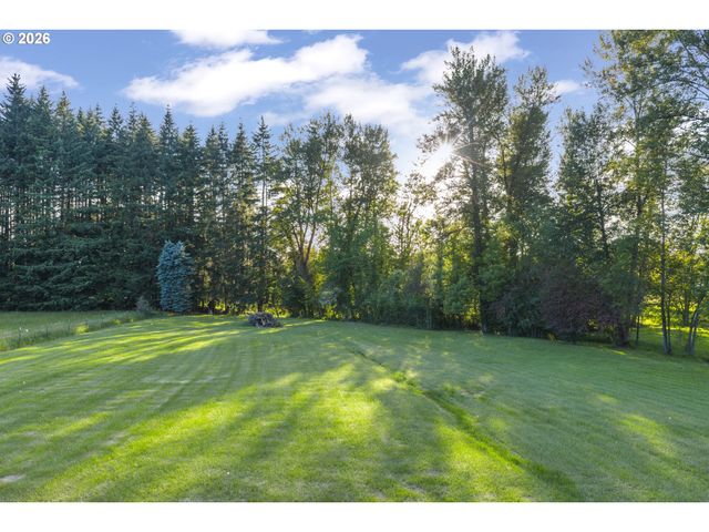 22501 Se FILBERT Rd, Eagle Creek, OR 97022