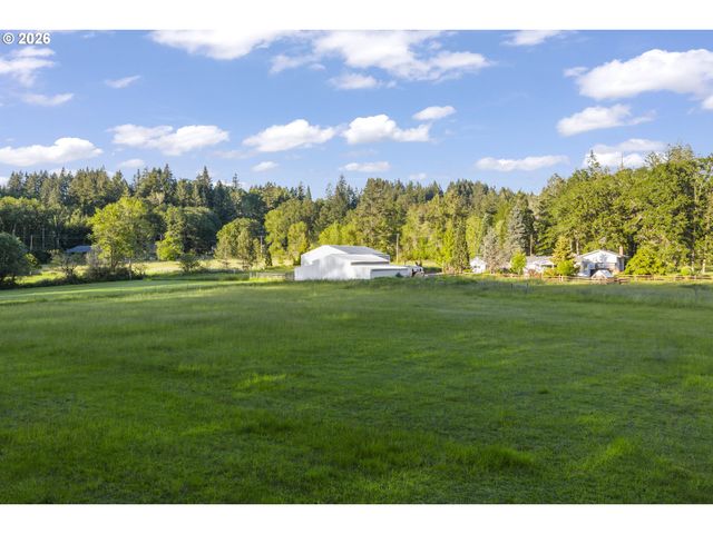 22501 Se FILBERT Rd, Eagle Creek, OR 97022