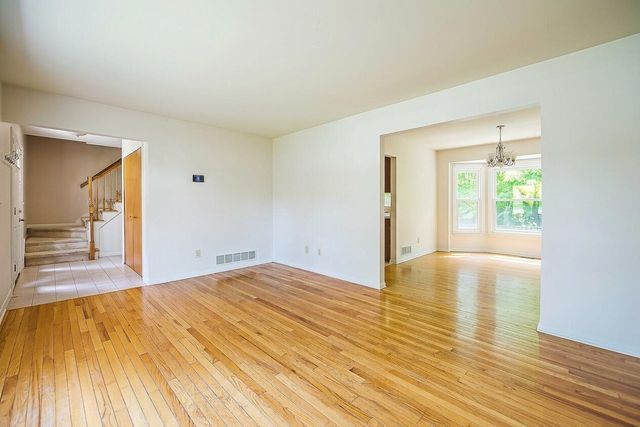 312 Burr Oak Drive, Ann Arbor, MI 48103