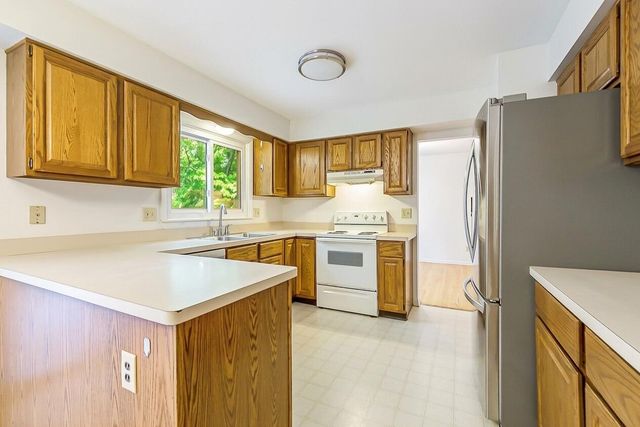 312 Burr Oak Drive, Ann Arbor, MI 48103