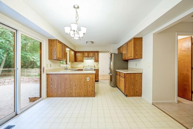 312 Burr Oak Drive, Ann Arbor, MI 48103