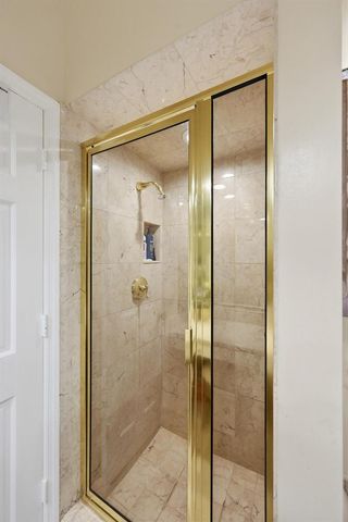 9001 N Lake Dasha Drive, Plantation, FL 33324