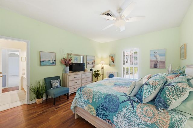 9001 N Lake Dasha Drive, Plantation, FL 33324