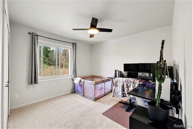 57595 Yorkshire Drive, Washington, MI 48094