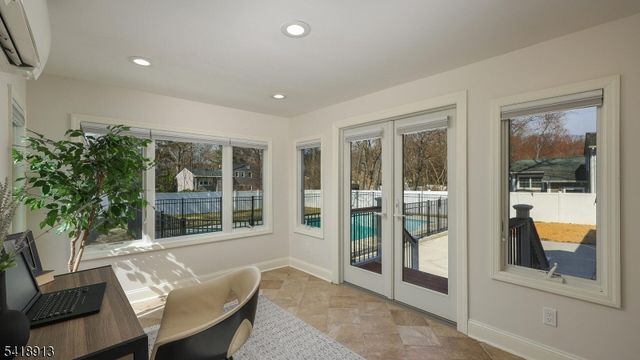 58 Oxbow Dr, New Providence Boro, NJ 07974