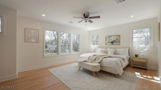 58 Oxbow Dr, New Providence Boro, NJ 07974