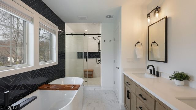 58 Oxbow Dr, New Providence Boro, NJ 07974