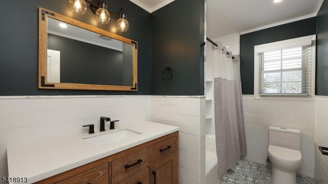 58 Oxbow Dr, New Providence Boro, NJ 07974