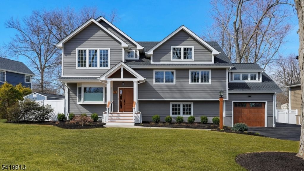 58 Oxbow Dr, New Providence Boro, NJ 07974
