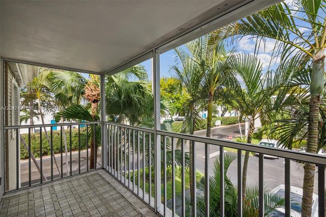 6209 Bay Club Drive 4, Fort Lauderdale, FL 33308